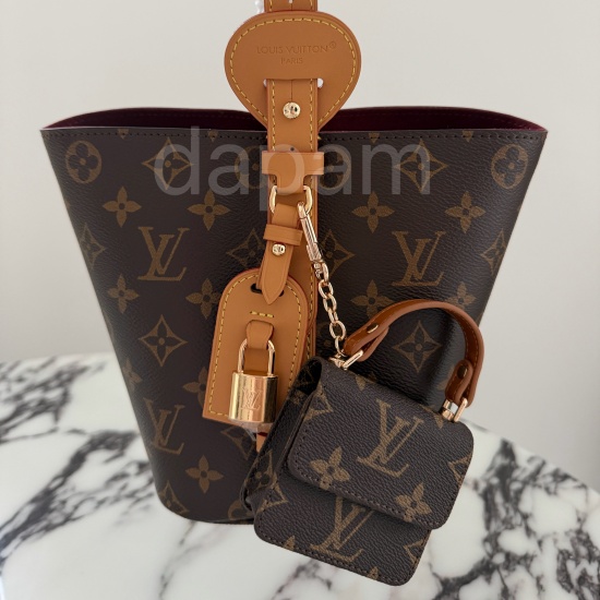 루이비통 미니가방 키링 키홀더 에어팟케이스