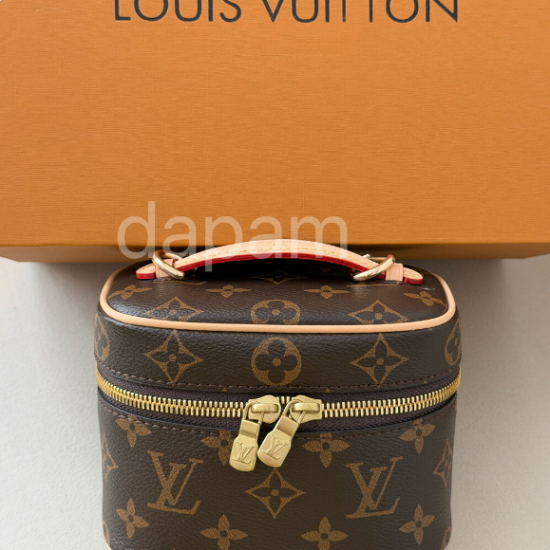 루이비통 나노 니스 파우치백