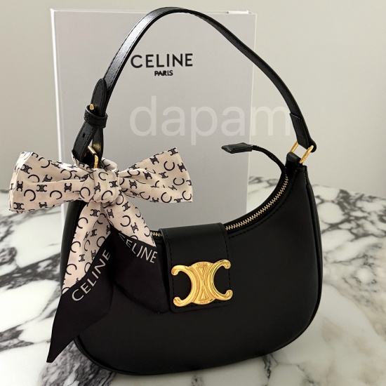 셀린느 트리옹프 아바백